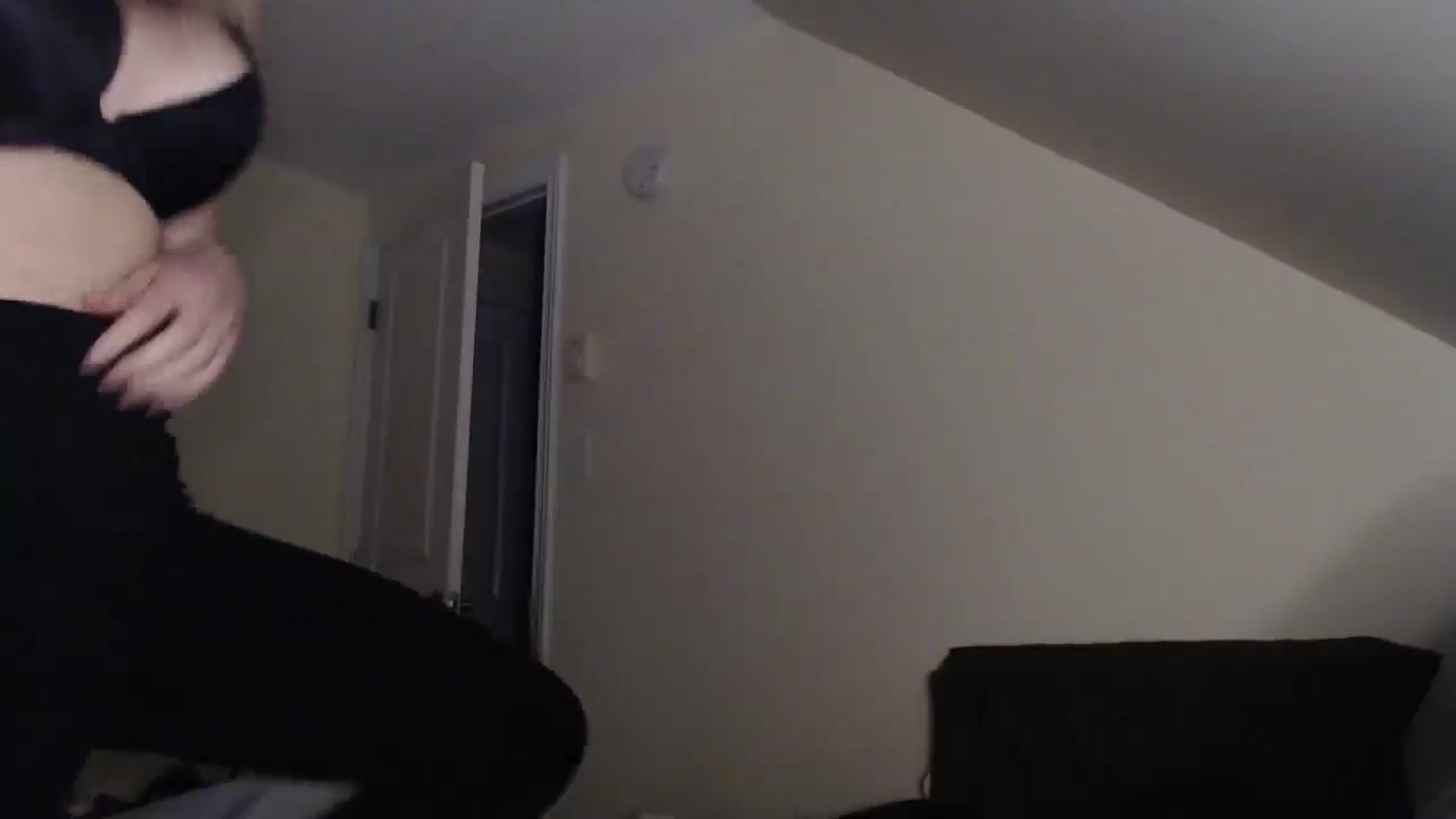 Gallery image thumbnail from JazzyBabe's myfreecams stream on, 01/31/2025, 24:01 image 7 of 20
