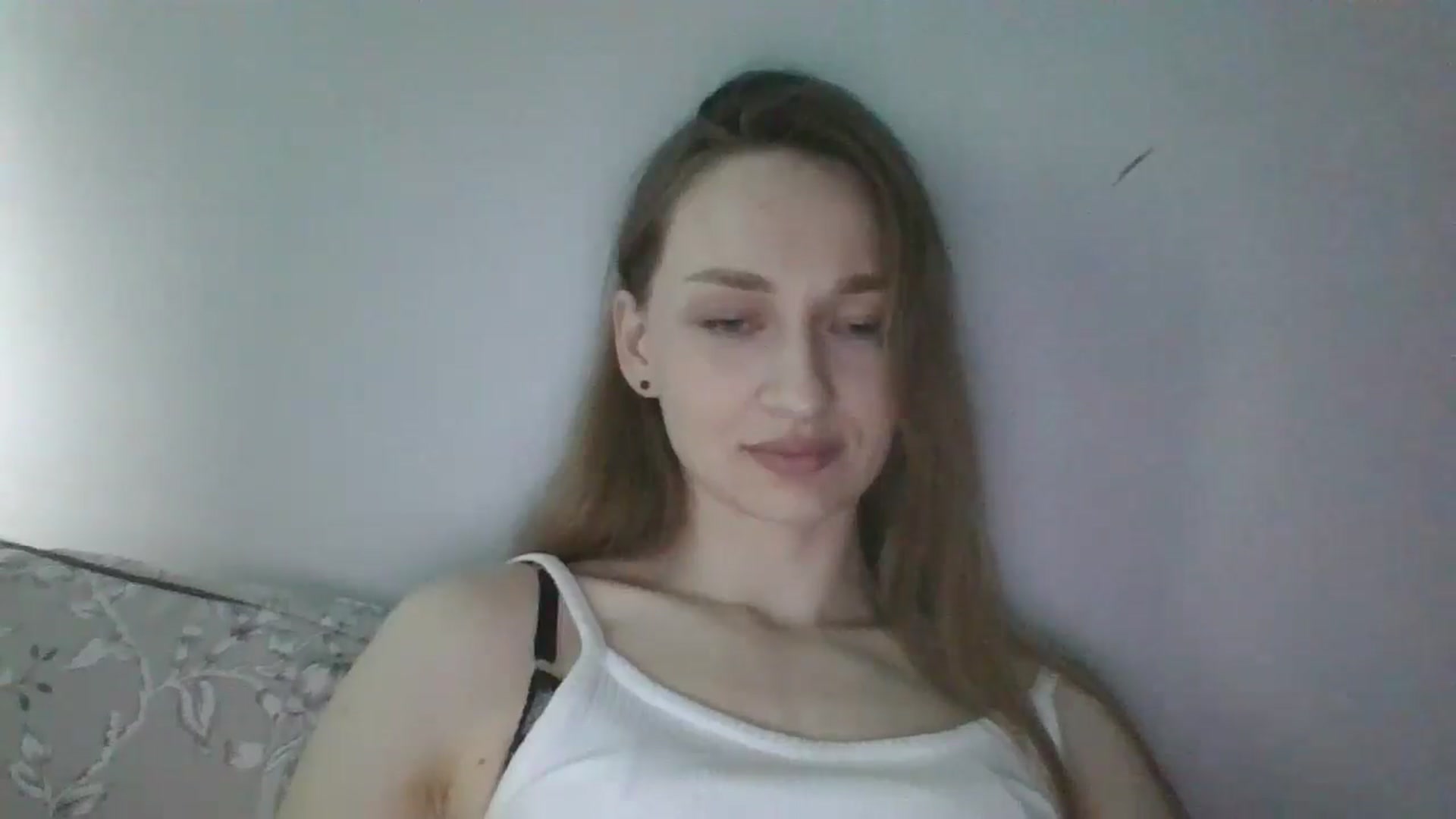 Gallery image thumbnail from JazzyBloo's myfreecams stream on, 04/15/2026, 13:21 image 20 of 20