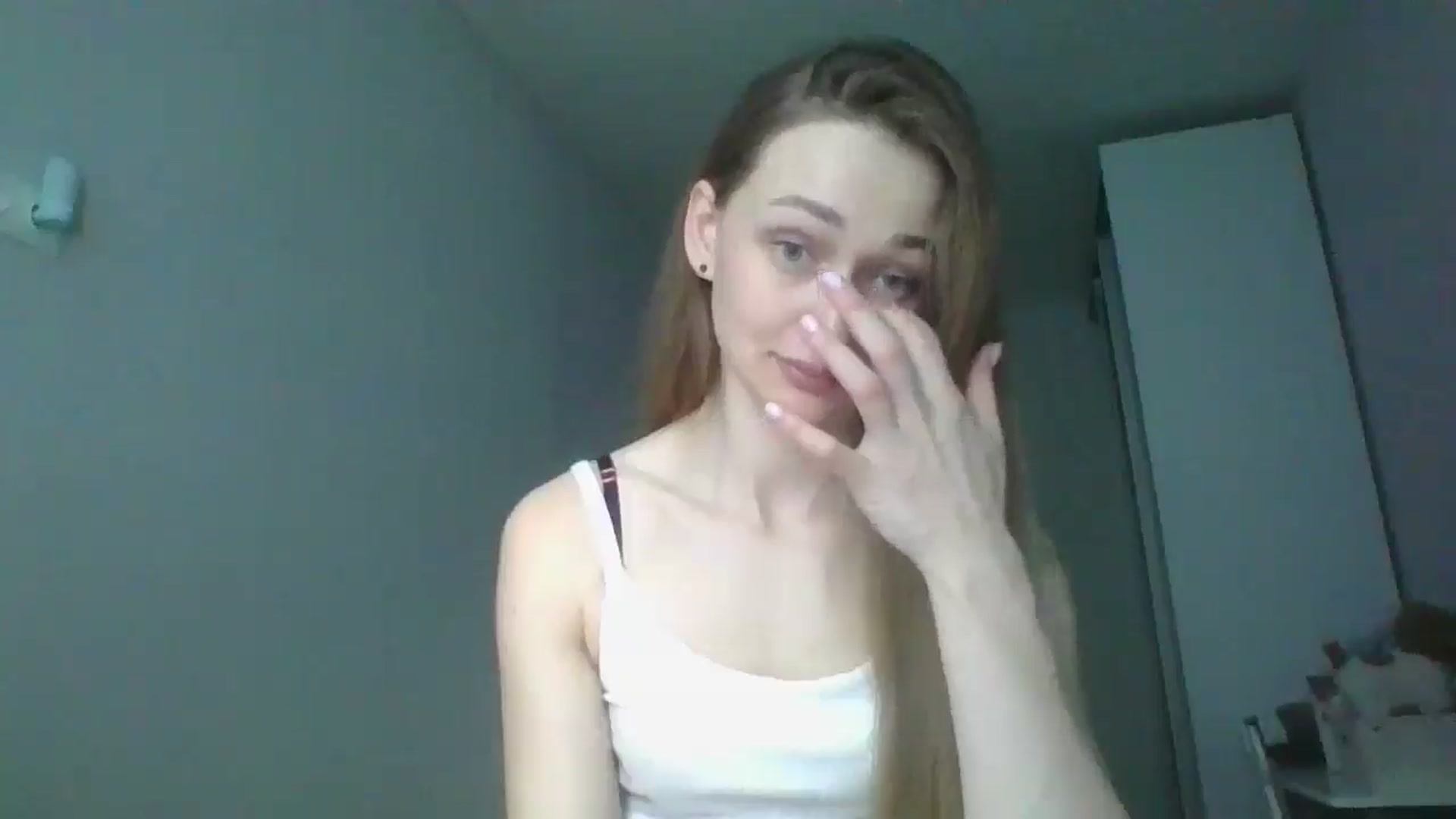 Gallery image thumbnail from JazzyBloo's myfreecams stream on, 04/15/2026, 13:21 image 2 of 20