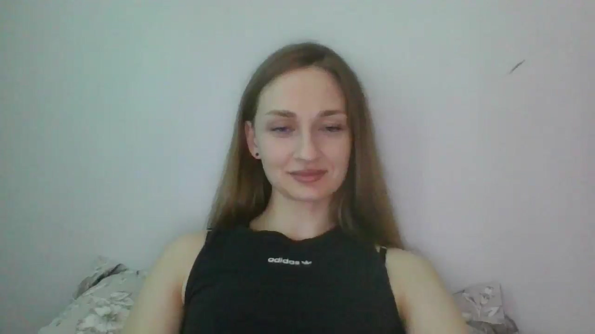Gallery image thumbnail from JazzyBloo's myfreecams stream on, 04/20/2026, 13:26 image 15 of 20