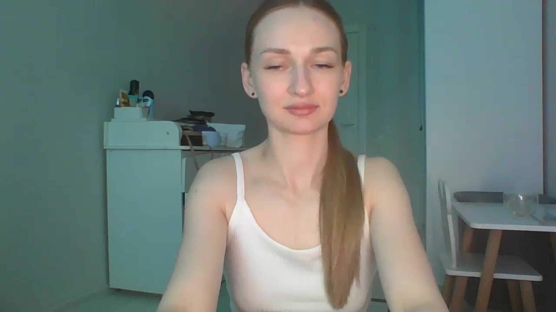 Gallery image thumbnail from JazzyBloo's myfreecams stream on, 05/02/2026, 16:23 image 16 of 20