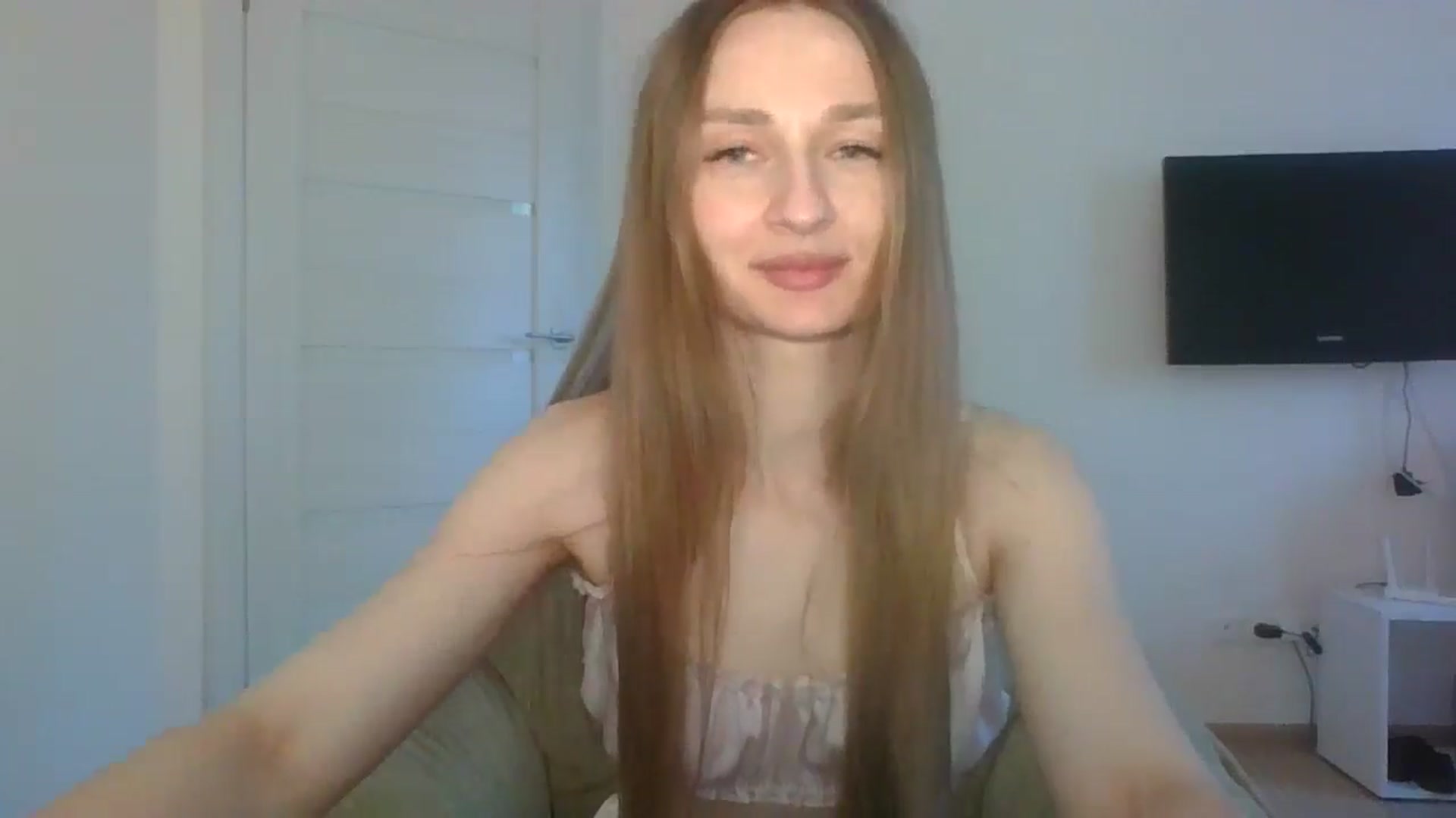Gallery image thumbnail from JazzyBloo's myfreecams stream on, 05/03/2026, 15:34 image 11 of 20