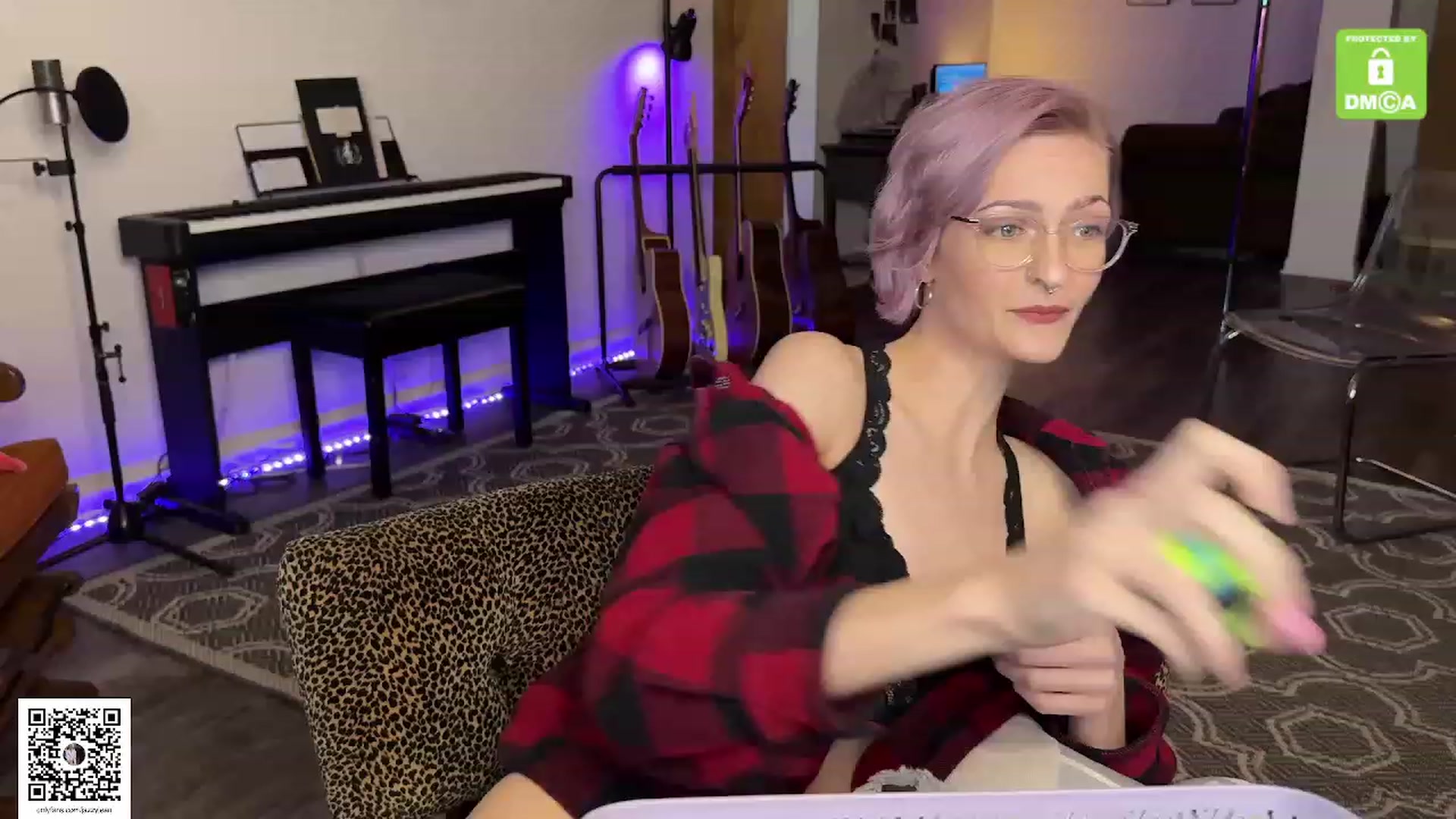 Gallery image thumbnail from Jazzyjean's myfreecams stream on, 02/15/2024, 15:45 image 7 of 20