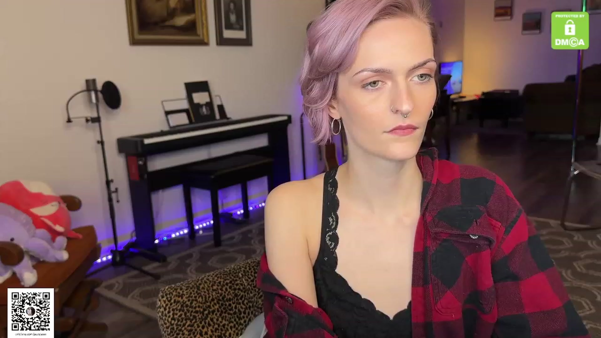 Gallery image thumbnail from Jazzyjean's myfreecams stream on, 02/15/2024, 18:45 image 14 of 20