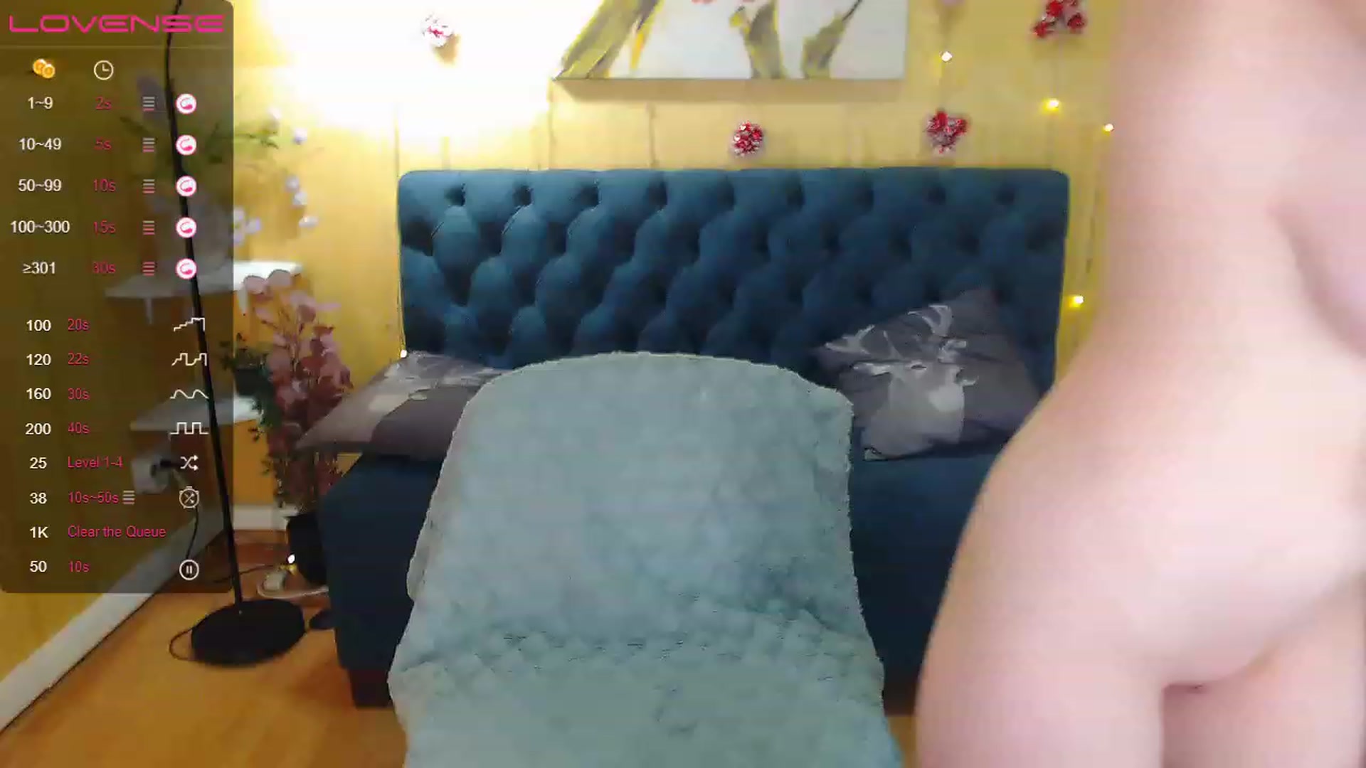 Gallery image thumbnail from JeannieF0X's myfreecams stream on, 01/30/2023, 08:50 image 16 of 20