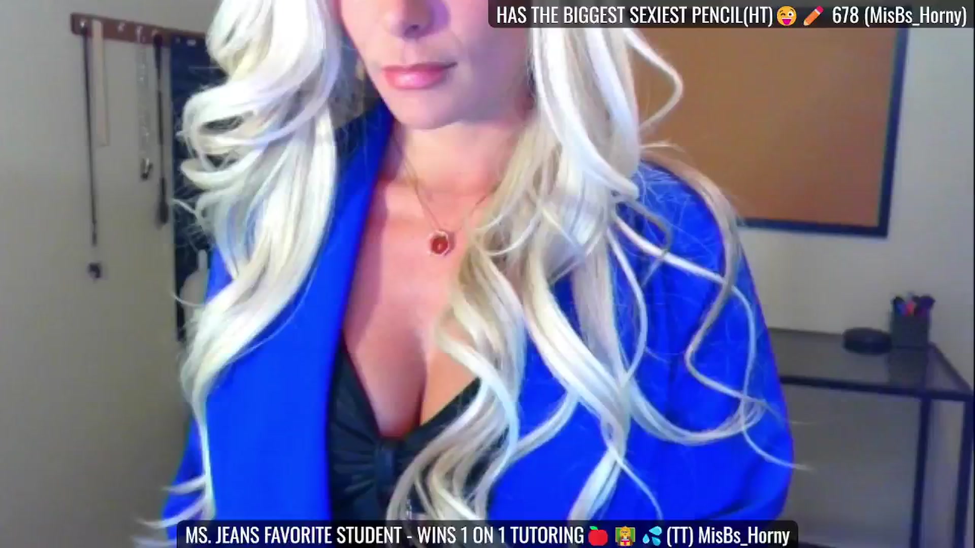 Gallery image thumbnail from JeansOnFire_'s myfreecams stream on, 08/10/2024, 13:25 image 19 of 20