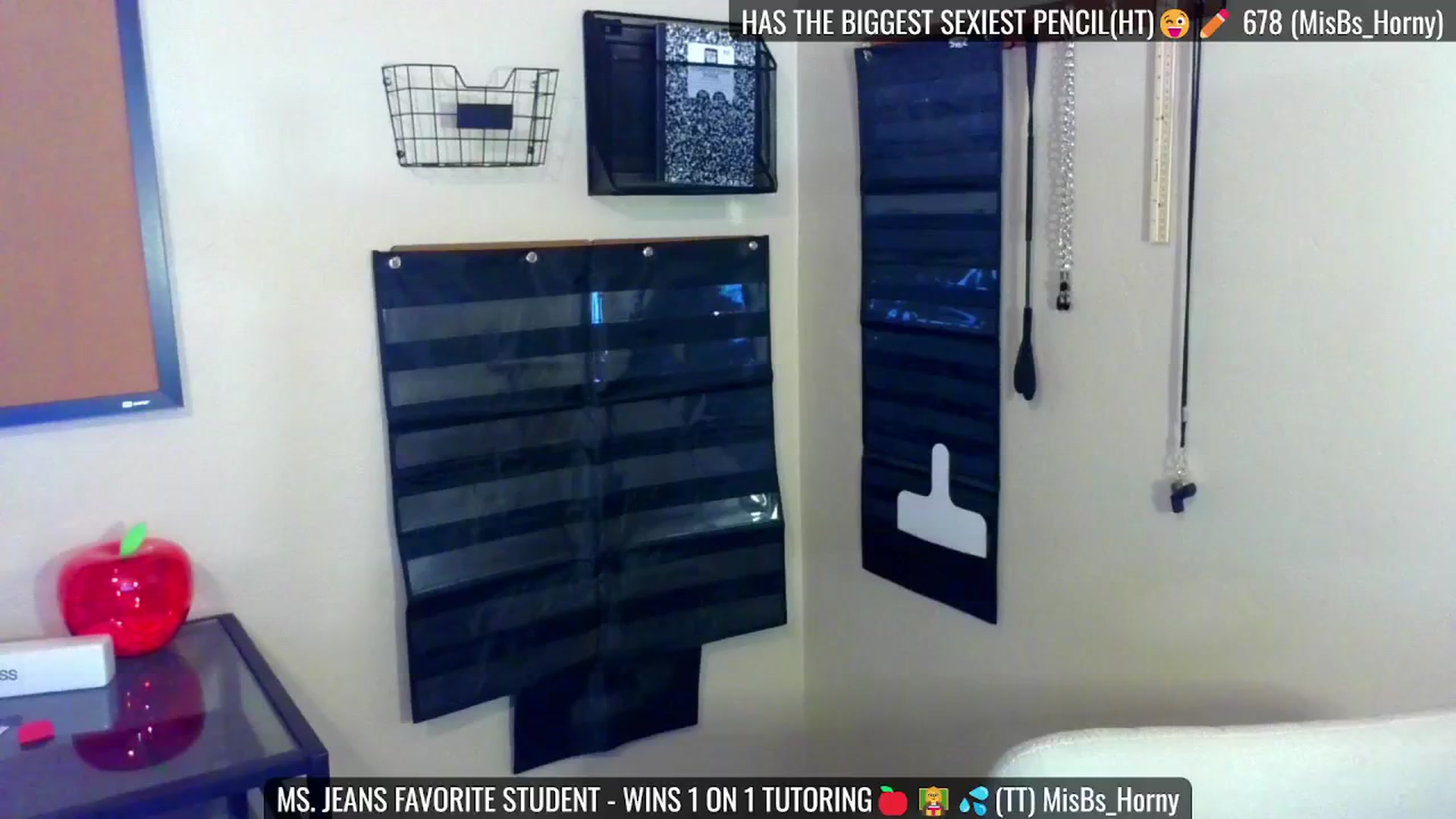 Gallery image thumbnail from JeansOnFire_'s myfreecams stream on, 08/10/2024, 15:17 image 19 of 20