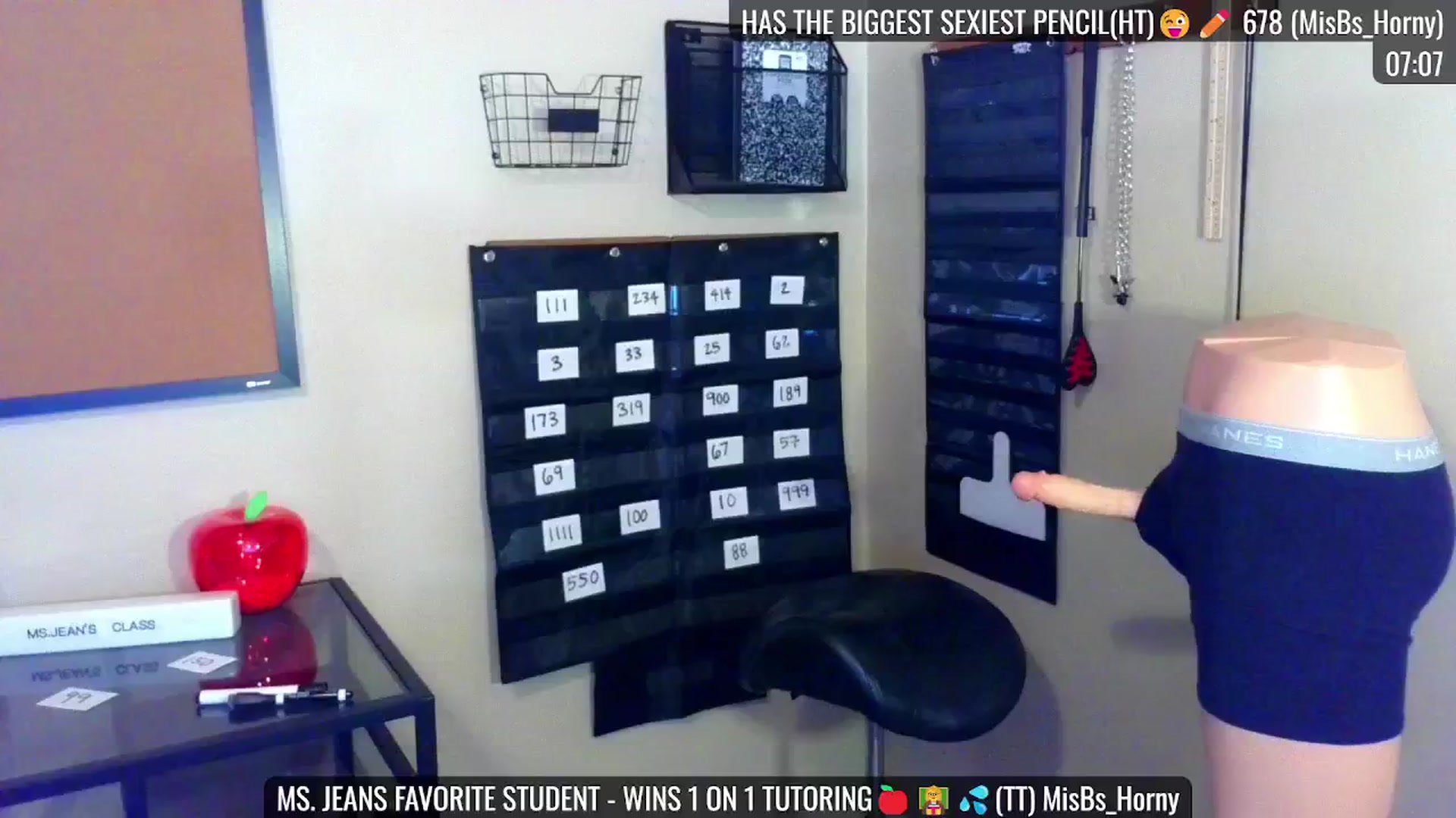 Gallery image thumbnail from JeansOnFire_'s myfreecams stream on, 08/10/2024, 15:46 image 5 of 20