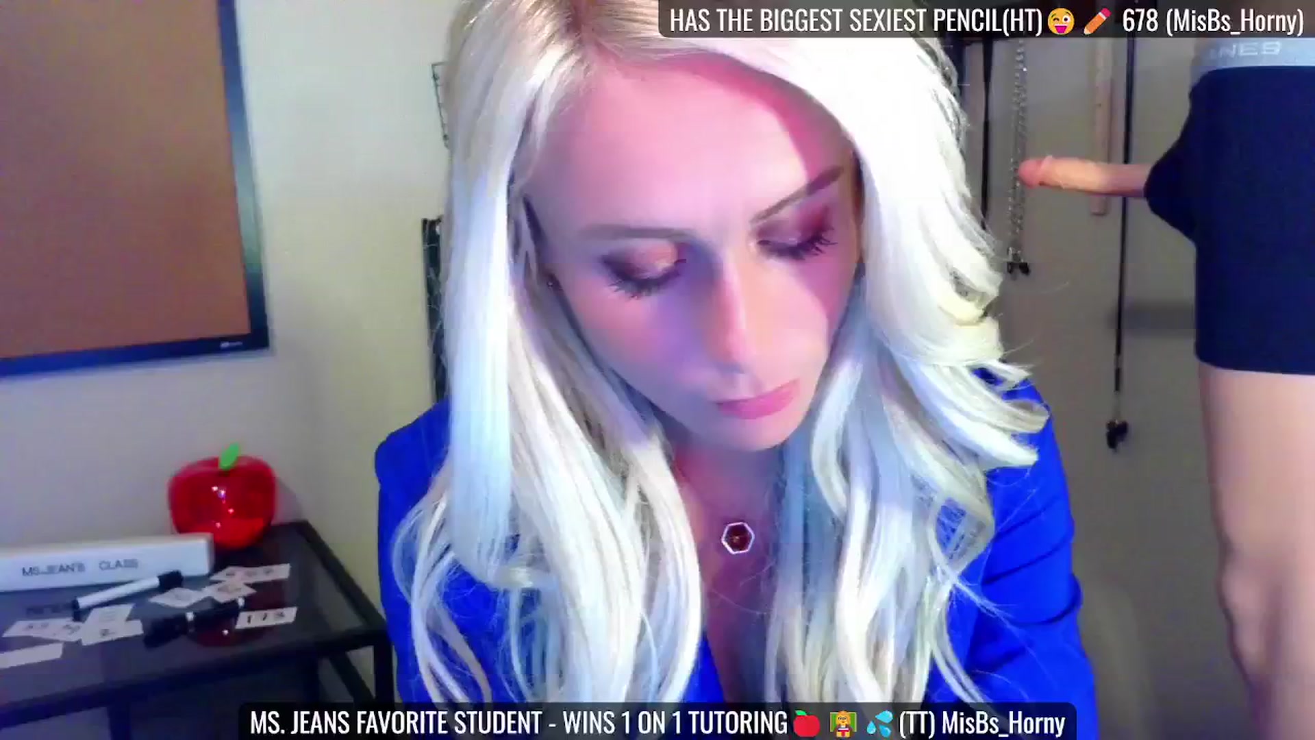 Gallery image thumbnail from JeansOnFire_'s myfreecams stream on, 08/10/2024, 16:19 image 15 of 20