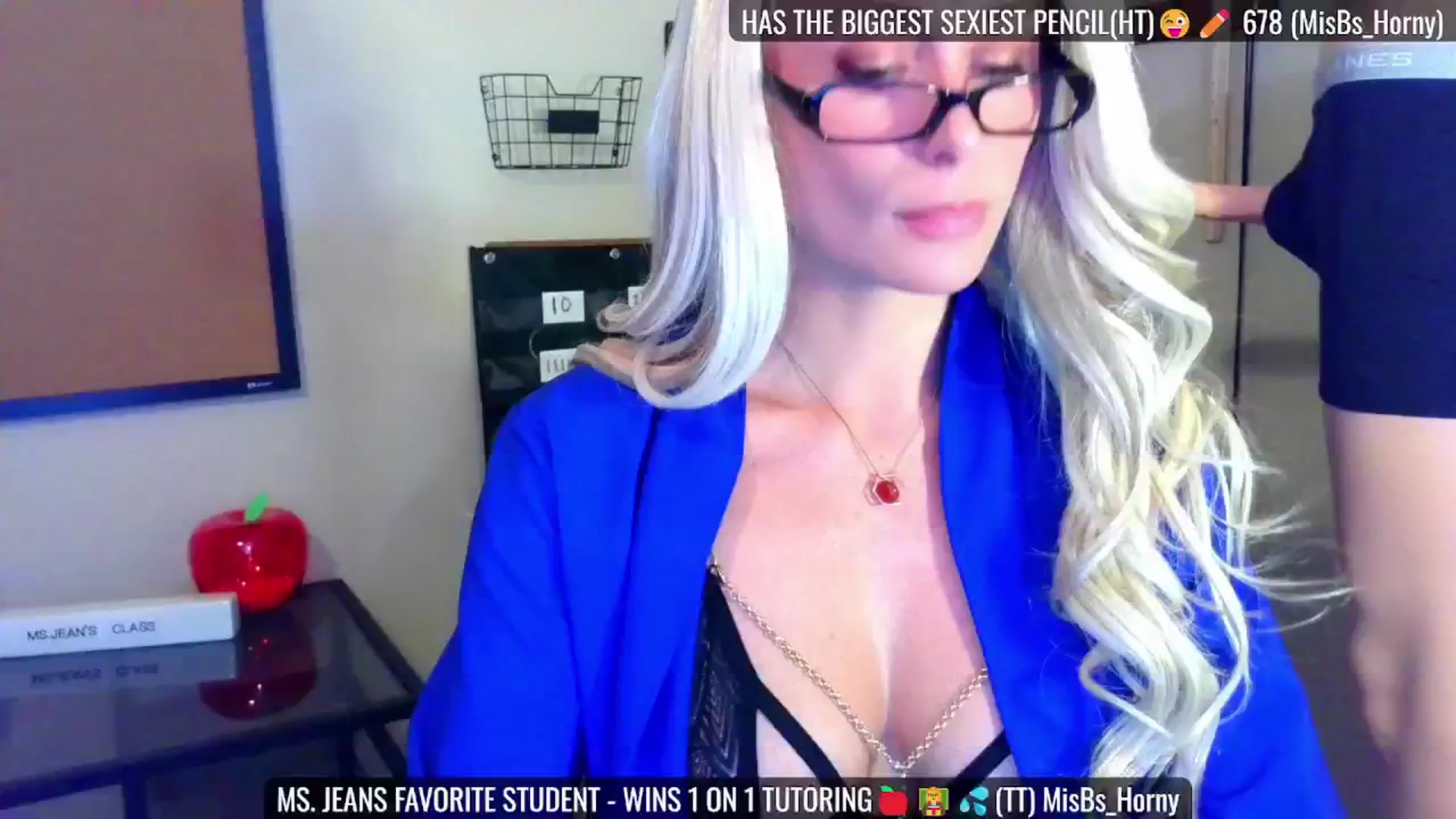 Gallery image thumbnail from JeansOnFire_'s myfreecams stream on, 08/10/2024, 16:58 image 2 of 20