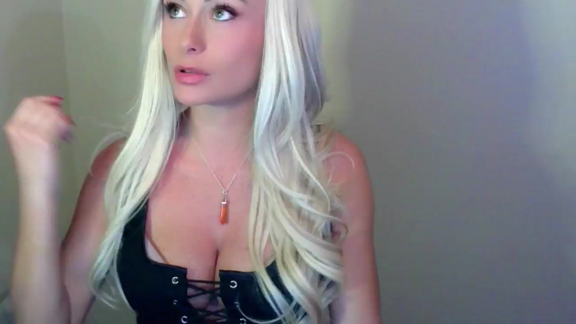 Gallery image thumbnail from JeansOnFire_'s myfreecams stream on, 09/07/2024, 14:13 image 1 of 20
