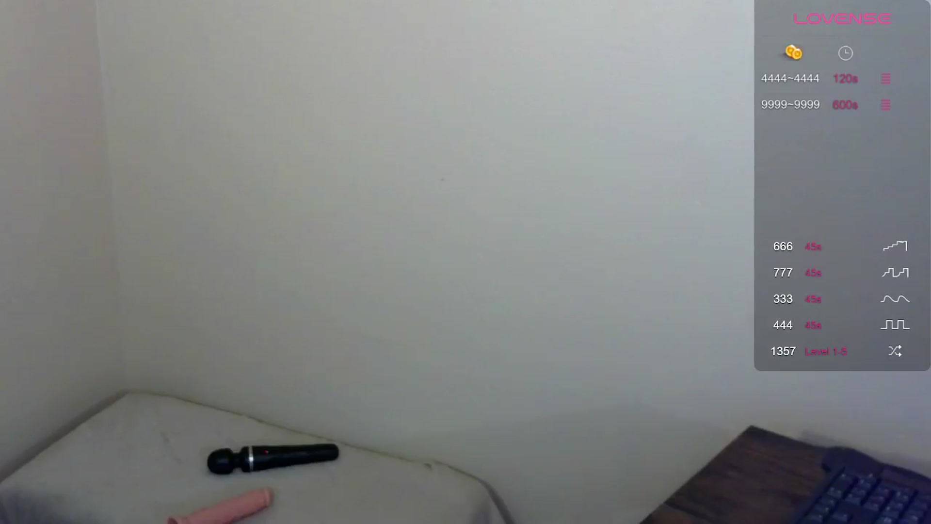 Gallery image thumbnail from JeansOnFire_'s myfreecams stream on, 09/07/2024, 21:37 image 9 of 20