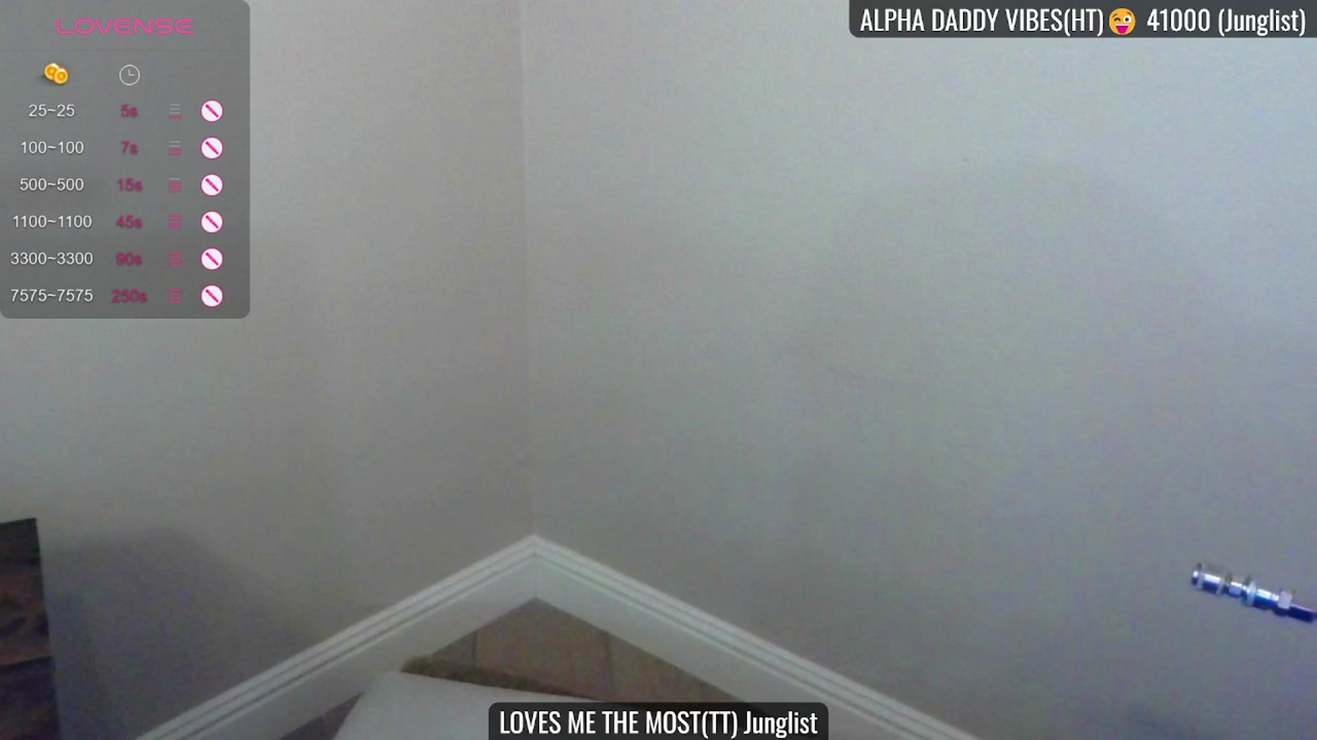 Gallery image thumbnail from JeansOnFire_'s myfreecams stream on, 09/07/2024, 23:07 image 3 of 20