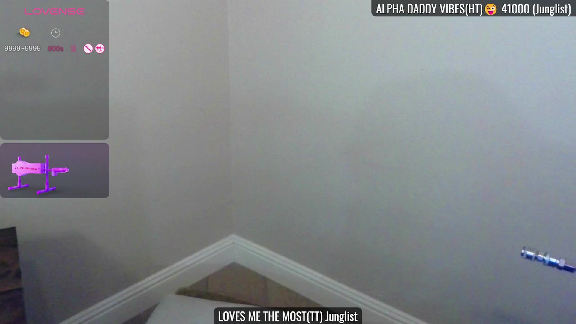 Gallery image thumbnail from JeansOnFire_'s myfreecams stream on, 09/07/2024, 23:07 image 14 of 20