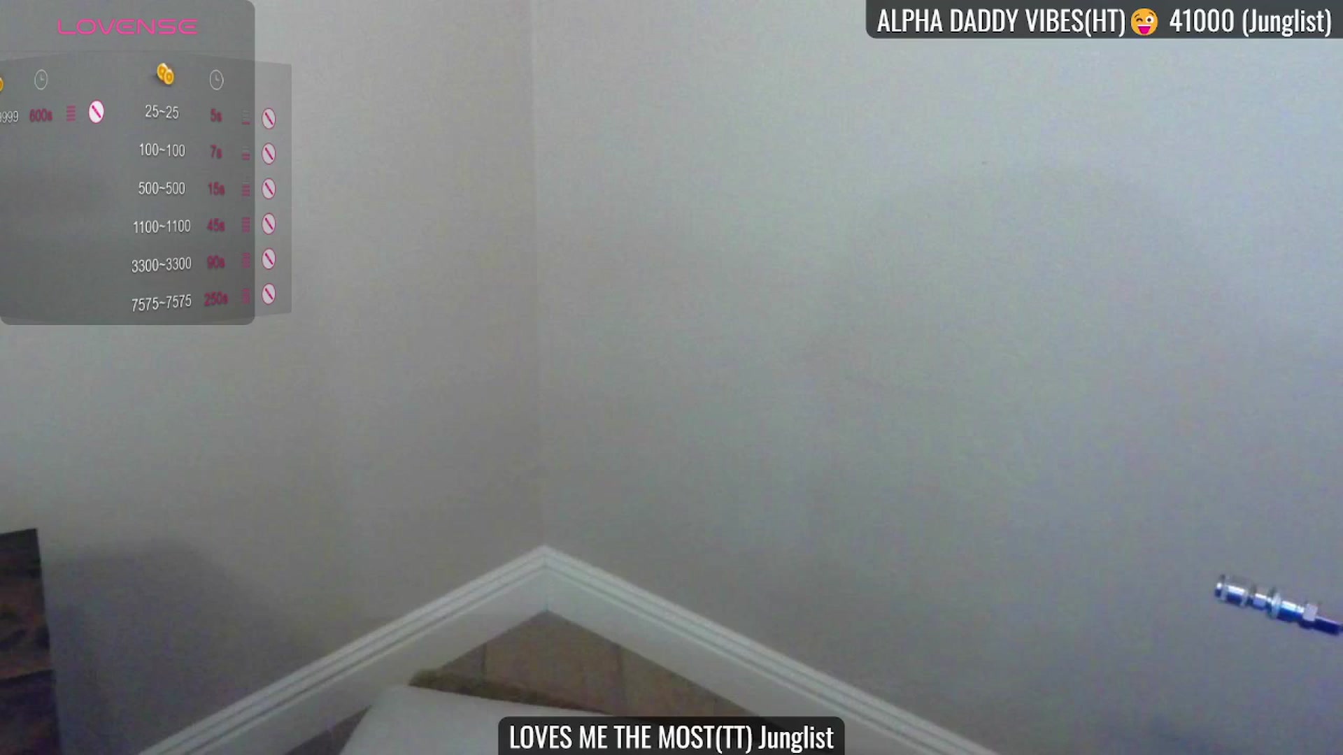 Gallery image thumbnail from JeansOnFire_'s myfreecams stream on, 09/07/2024, 23:07 image 1 of 20