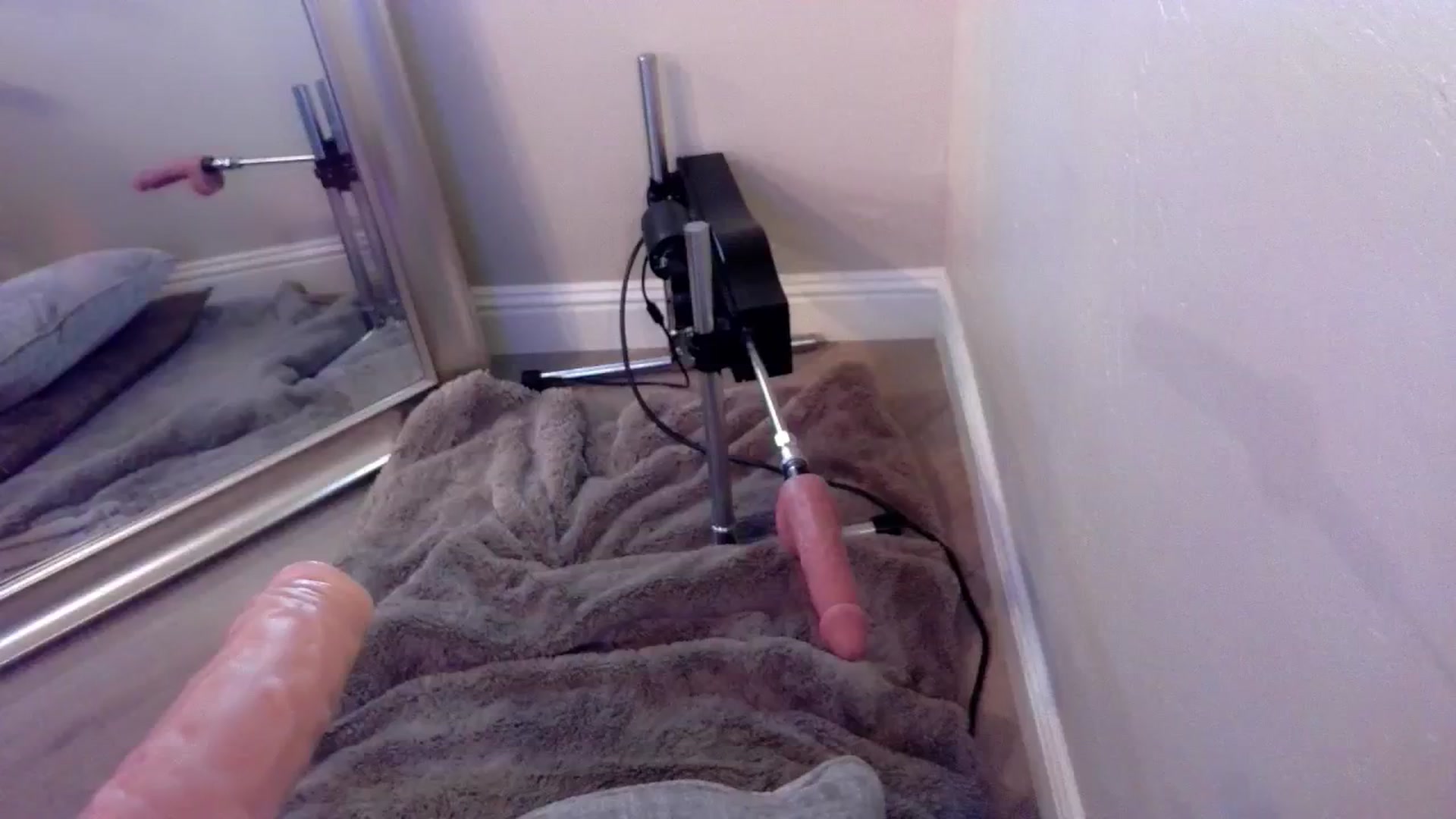 Gallery image thumbnail from JeansOnFire_'s myfreecams stream on, 09/10/2024, 02:42 image 14 of 20