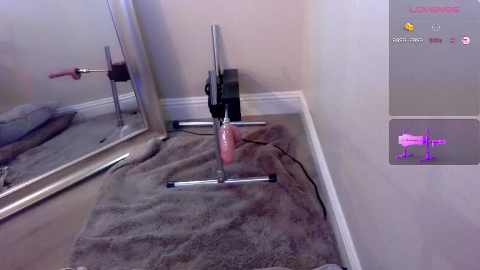 Gallery image thumbnail from JeansOnFire_'s myfreecams stream on, 09/10/2024, 04:05 image 18 of 20