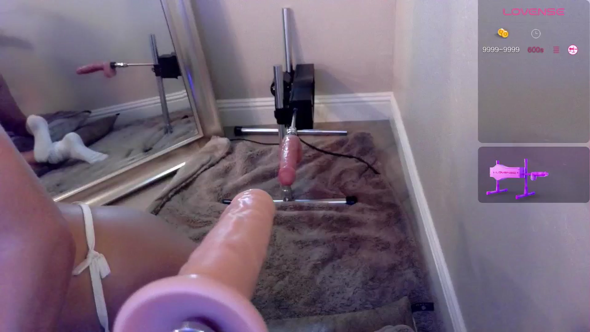 Gallery image thumbnail from JeansOnFire_'s myfreecams stream on, 09/10/2024, 05:28 image 10 of 20