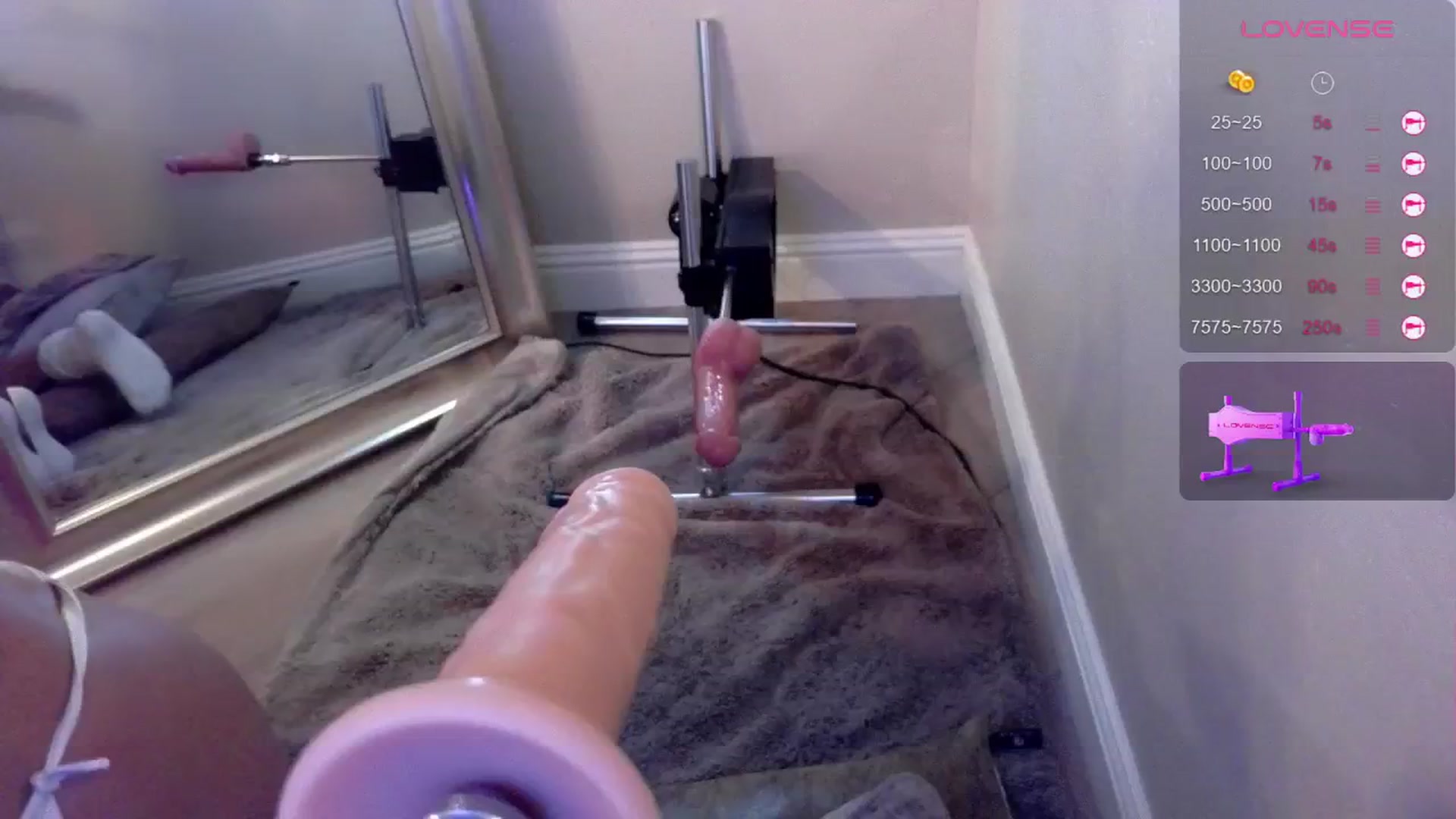 Gallery image thumbnail from JeansOnFire_'s myfreecams stream on, 09/10/2024, 05:28 image 14 of 20