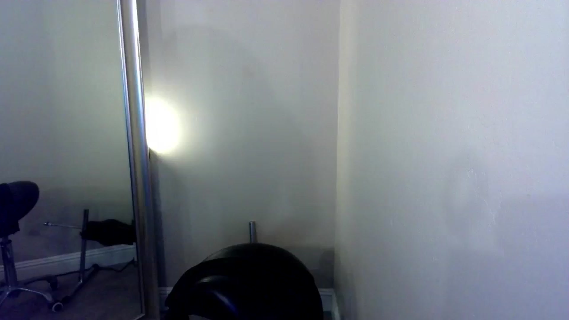 Gallery image thumbnail from JeansOnFire_'s myfreecams stream on, 09/21/2024, 18:18 image 4 of 20