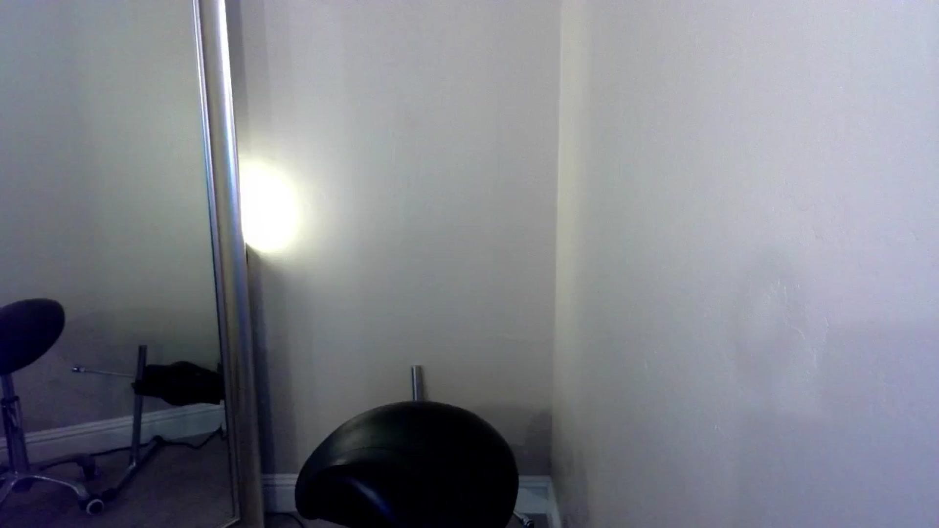 Gallery image thumbnail from JeansOnFire_'s myfreecams stream on, 09/21/2024, 18:18 image 11 of 20