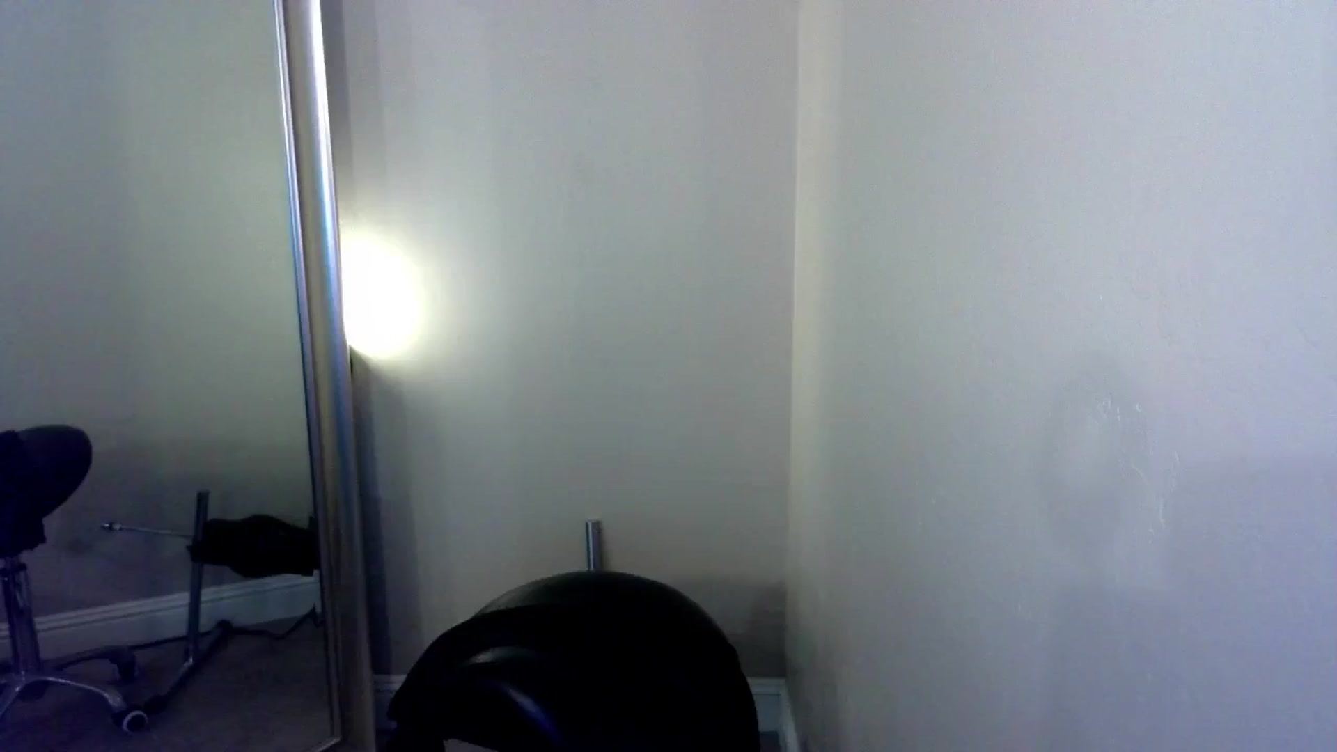 Gallery image thumbnail from JeansOnFire_'s myfreecams stream on, 09/21/2024, 18:18 image 6 of 20