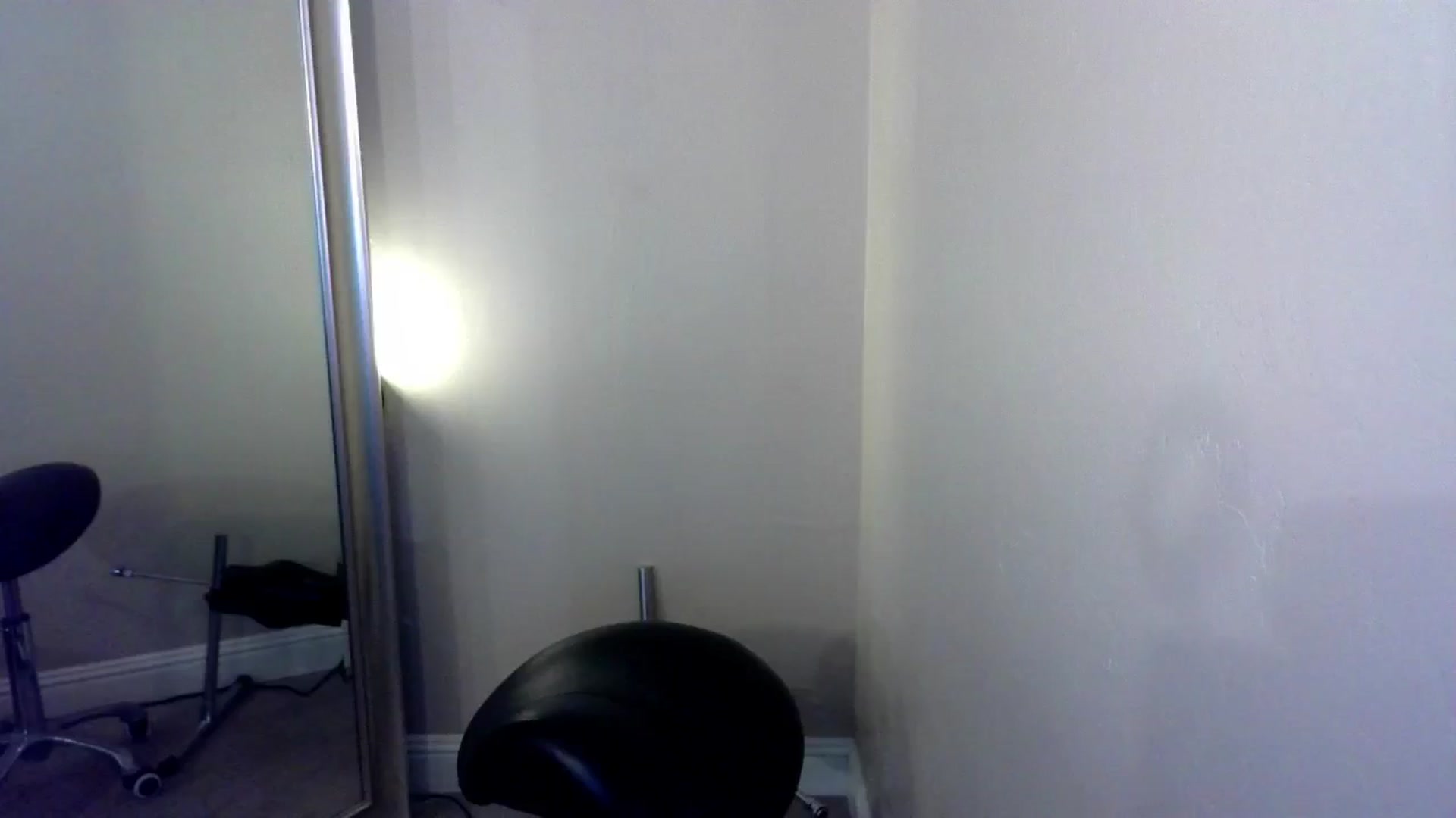 Gallery image thumbnail from JeansOnFire_'s myfreecams stream on, 09/21/2024, 18:18 image 10 of 20