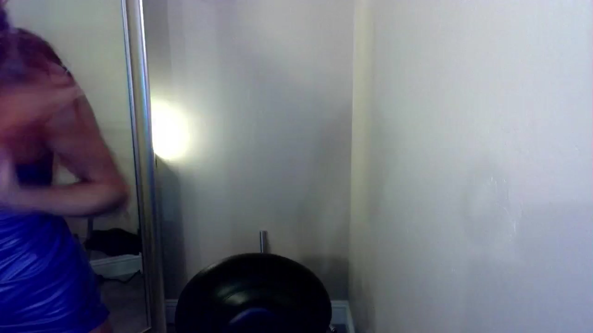 Gallery image thumbnail from JeansOnFire_'s myfreecams stream on, 09/21/2024, 18:18 image 20 of 20