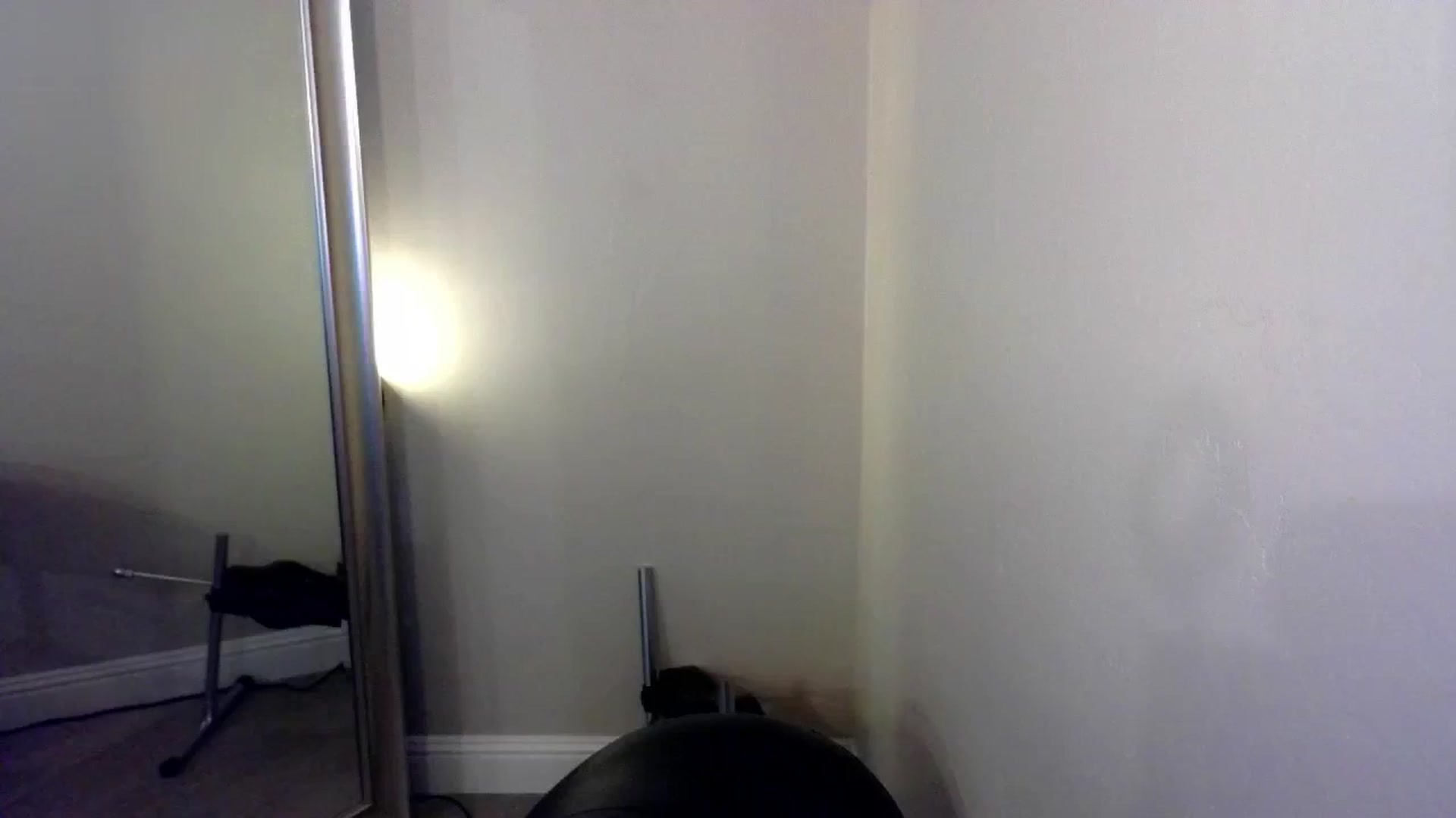 Gallery image thumbnail from JeansOnFire_'s myfreecams stream on, 09/21/2024, 19:01 image 8 of 20