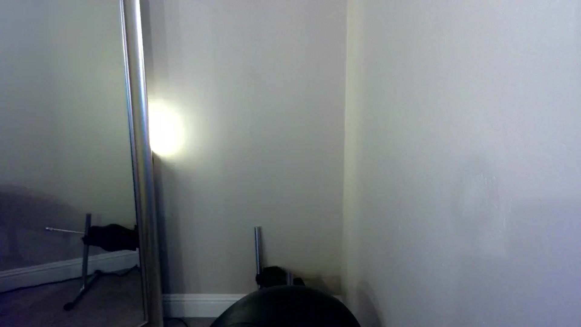 Gallery image thumbnail from JeansOnFire_'s myfreecams stream on, 09/21/2024, 19:01 image 11 of 20