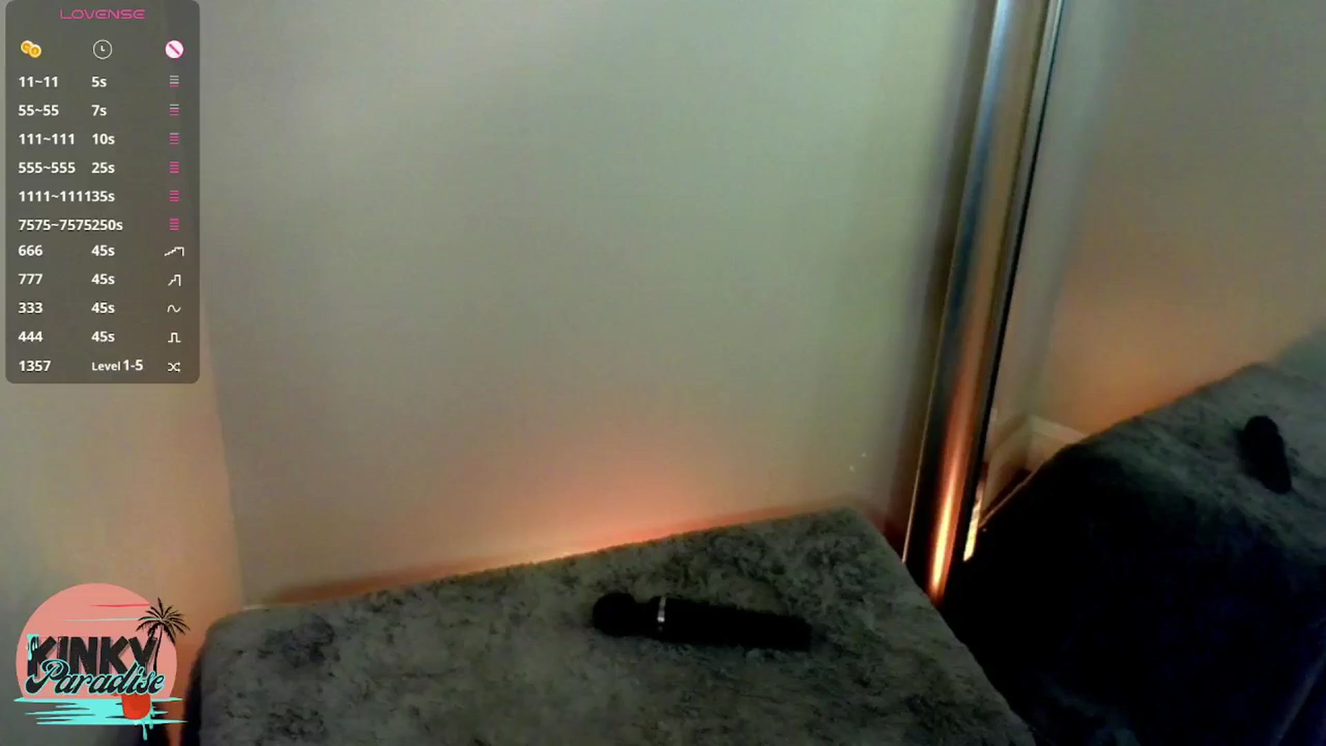 Gallery image thumbnail from JeansOnFire_'s myfreecams stream on, 11/16/2024, 07:29 image 18 of 20