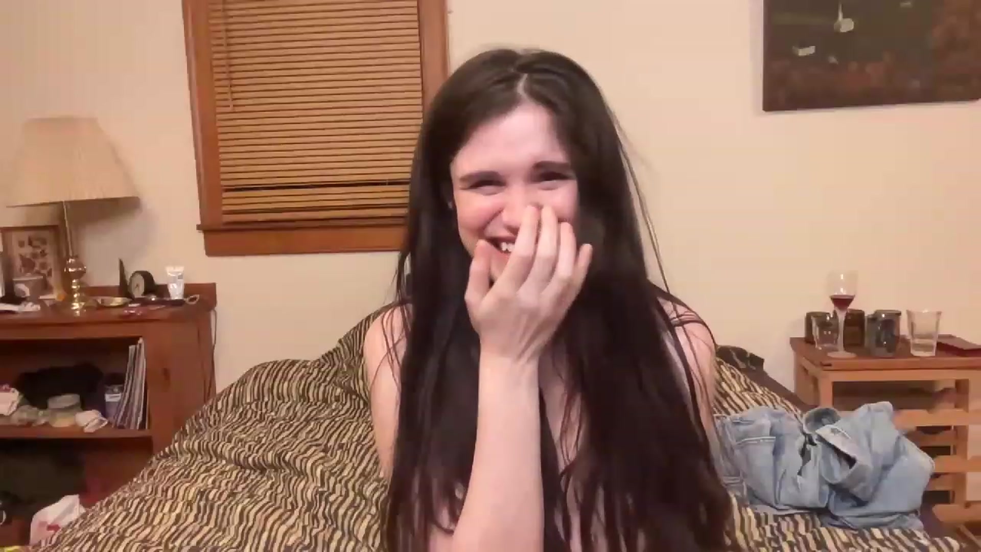 Gallery image thumbnail from JediDropout's myfreecams stream on, 12/12/2022, 10:40 image 4 of 20