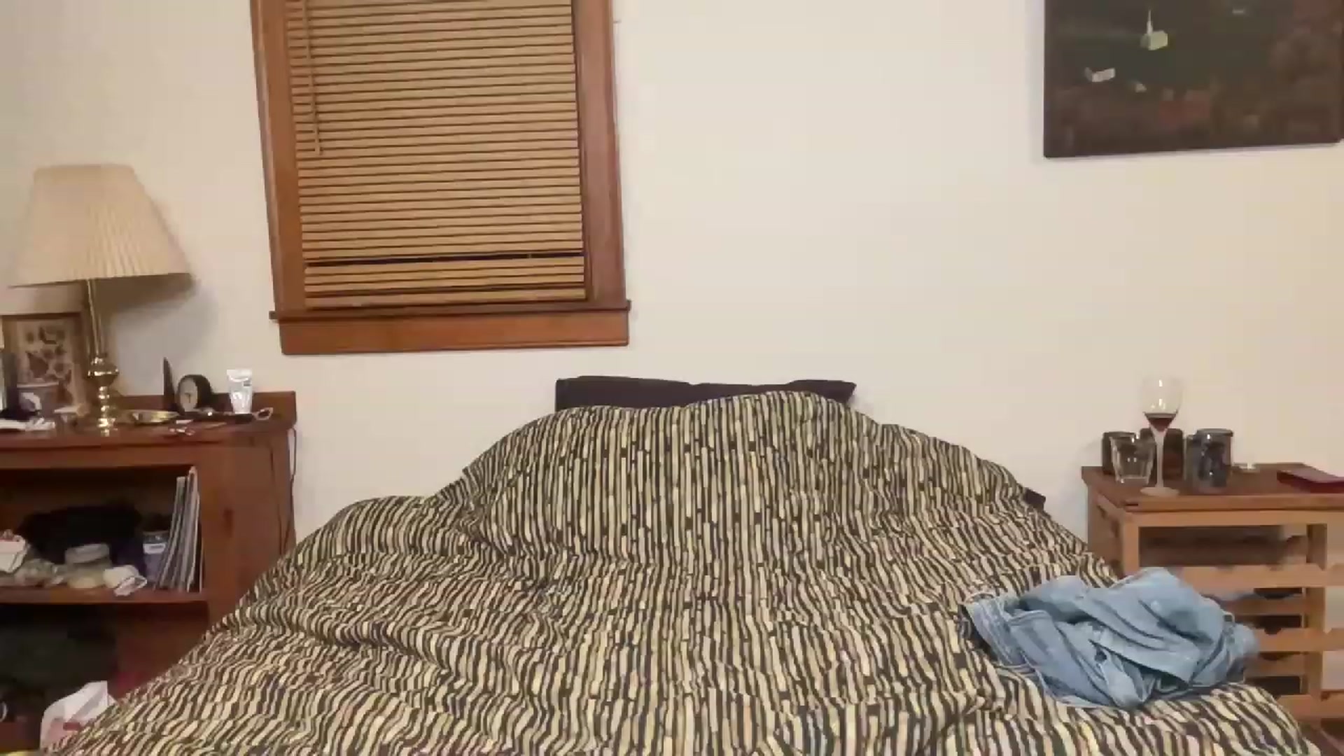 Gallery image thumbnail from JediDropout's myfreecams stream on, 12/12/2022, 10:40 image 6 of 20
