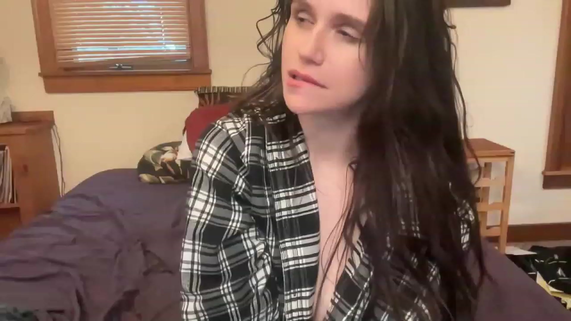 Gallery image thumbnail from JediDropout's myfreecams stream on, 01/01/2023, 15:12 image 17 of 20