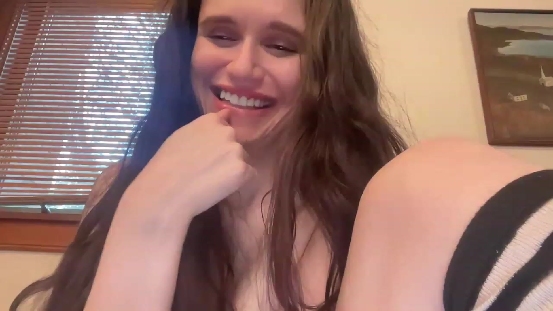 Gallery image thumbnail from JediDropout's myfreecams stream on, 01/01/2023, 15:12 image 12 of 20