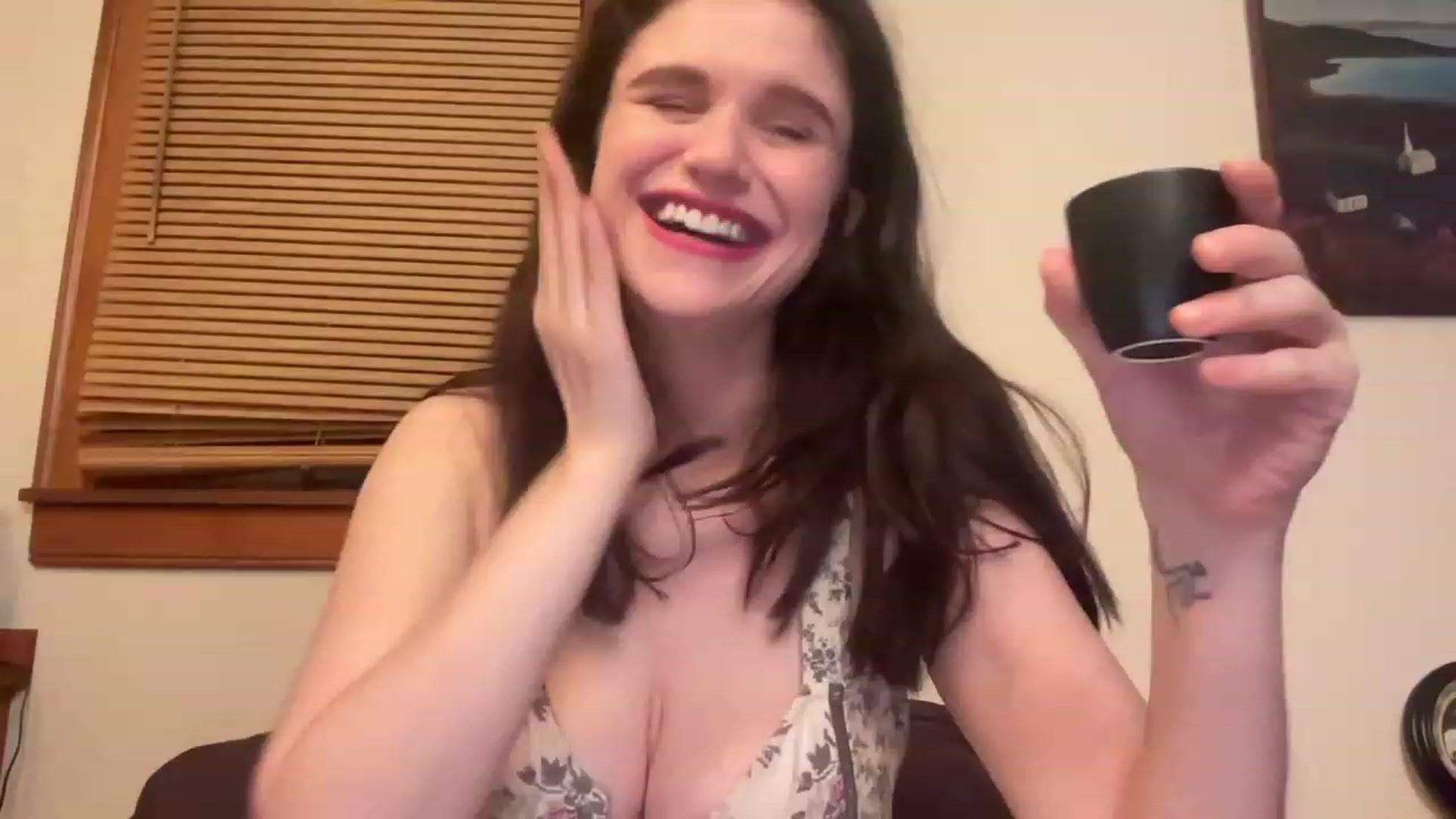 Gallery image thumbnail from JediDropout's myfreecams stream on, 03/12/2023, 06:45 image 19 of 20
