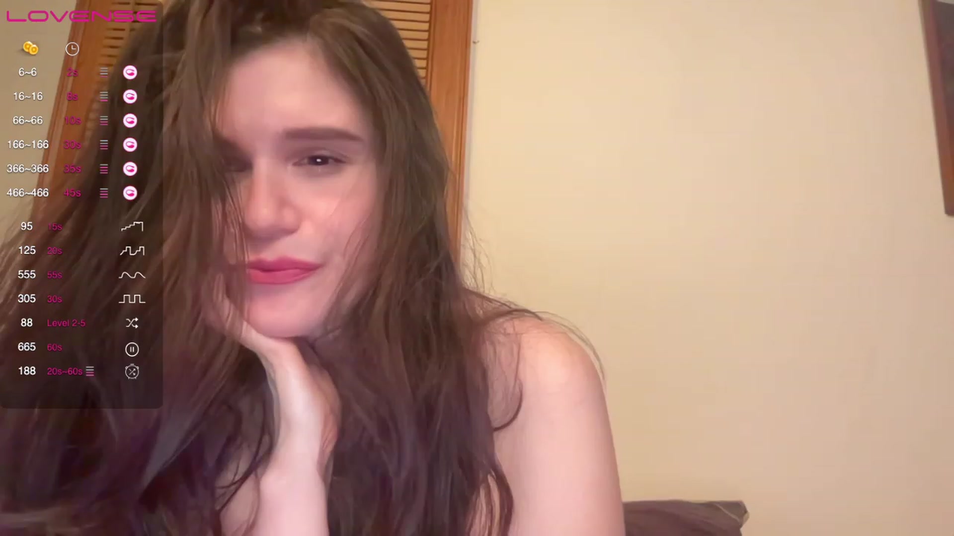 Gallery image thumbnail from JediDropout's myfreecams stream on, 03/12/2023, 09:57 image 17 of 20