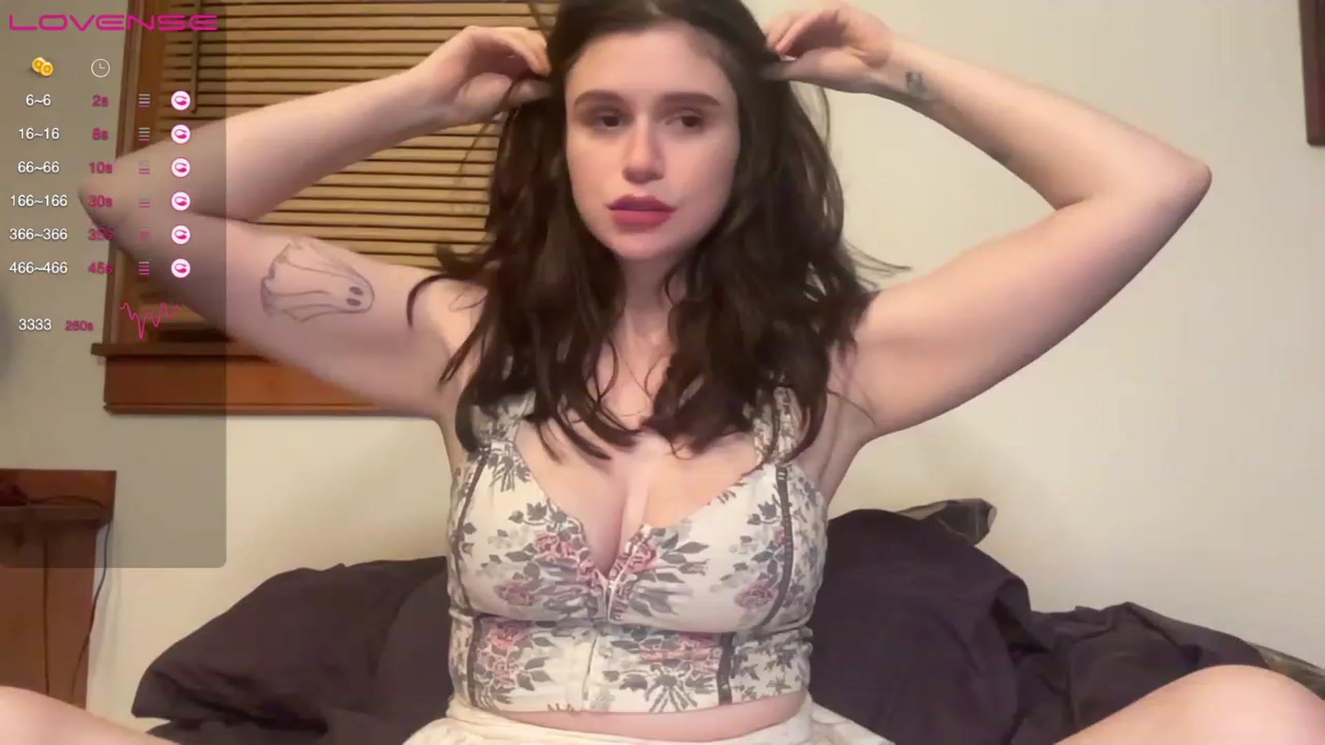 Gallery image thumbnail from JediDropout's myfreecams stream on, 03/12/2023, 09:57 image 12 of 20