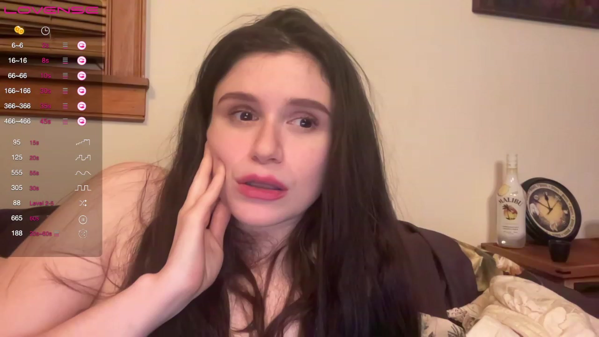 Gallery image thumbnail from JediDropout's myfreecams stream on, 03/12/2023, 09:57 image 19 of 20