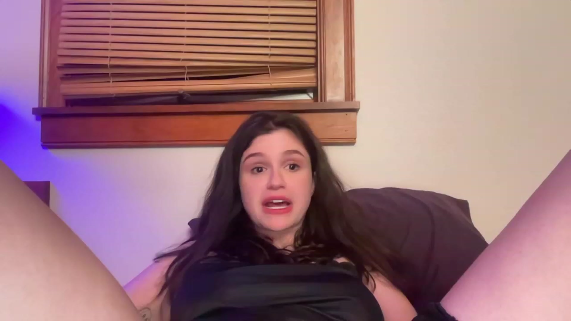 Gallery image thumbnail from JediDropout's myfreecams stream on, 03/21/2023, 07:15 image 15 of 20
