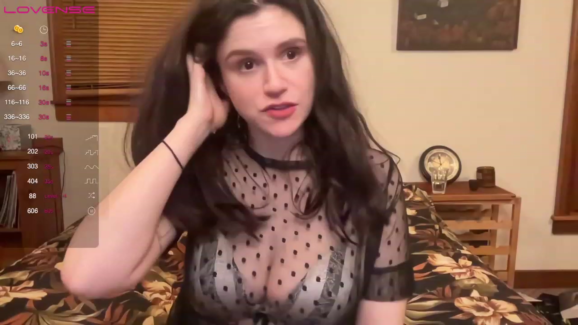 Gallery image thumbnail from JediDropout's myfreecams stream on, 04/02/2023, 10:24 image 10 of 20