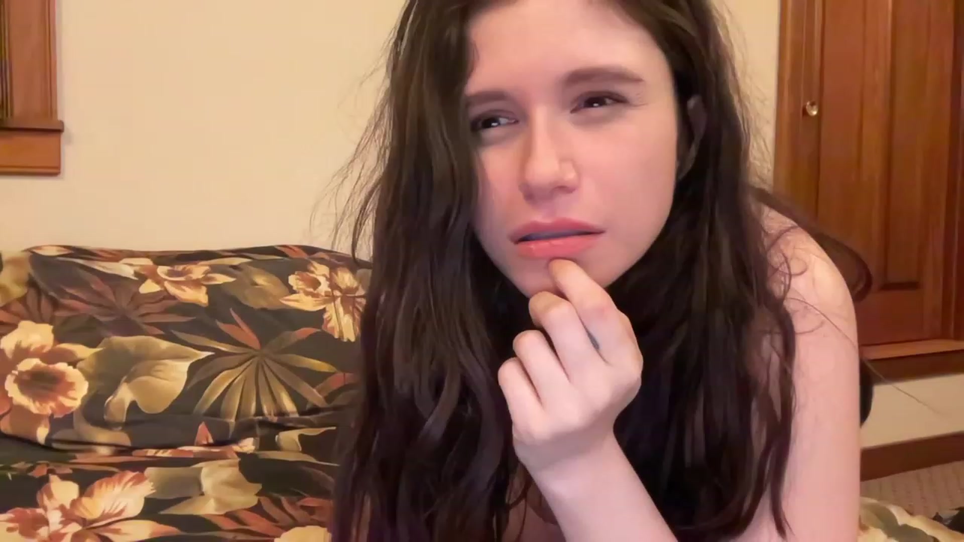 Gallery image thumbnail from JediDropout's myfreecams stream on, 04/15/2023, 10:17 image 19 of 20