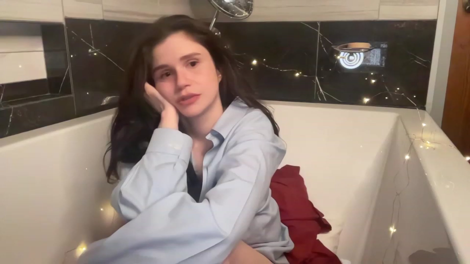 Gallery image thumbnail from JediDropout's myfreecams stream on, 06/04/2023, 06:44 image 5 of 20