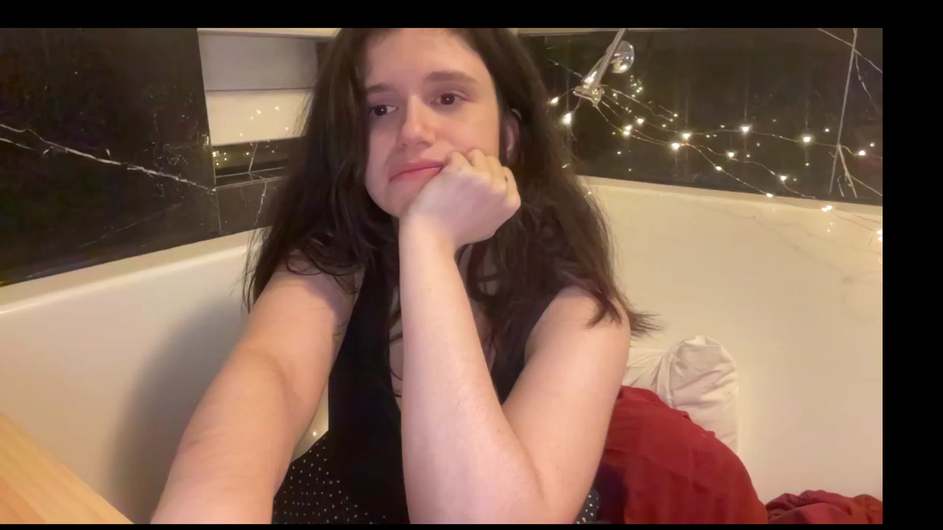 Gallery image thumbnail from JediDropout's myfreecams stream on, 06/17/2023, 09:44 image 15 of 20
