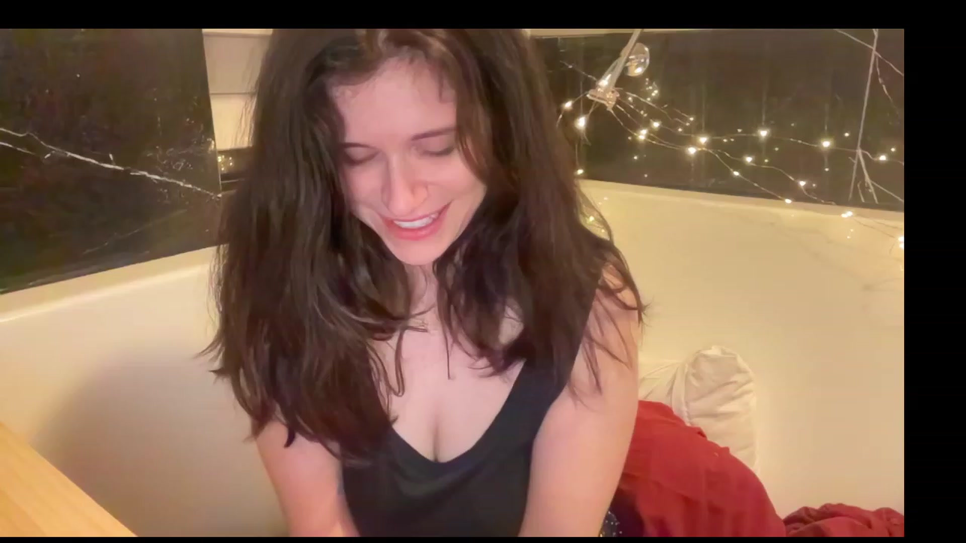 Gallery image thumbnail from JediDropout's myfreecams stream on, 06/17/2023, 09:44 image 13 of 20