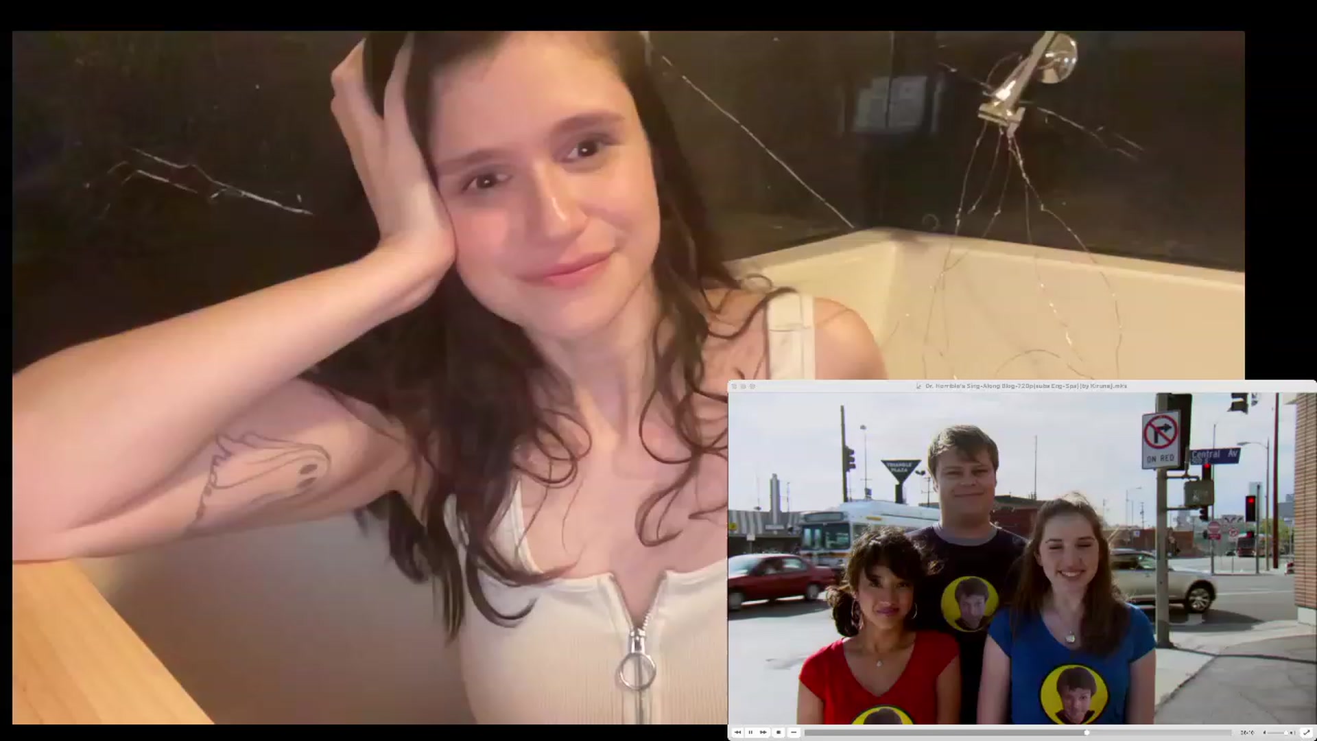 Gallery image thumbnail from JediDropout's myfreecams stream on, 06/18/2023, 08:14 image 14 of 20