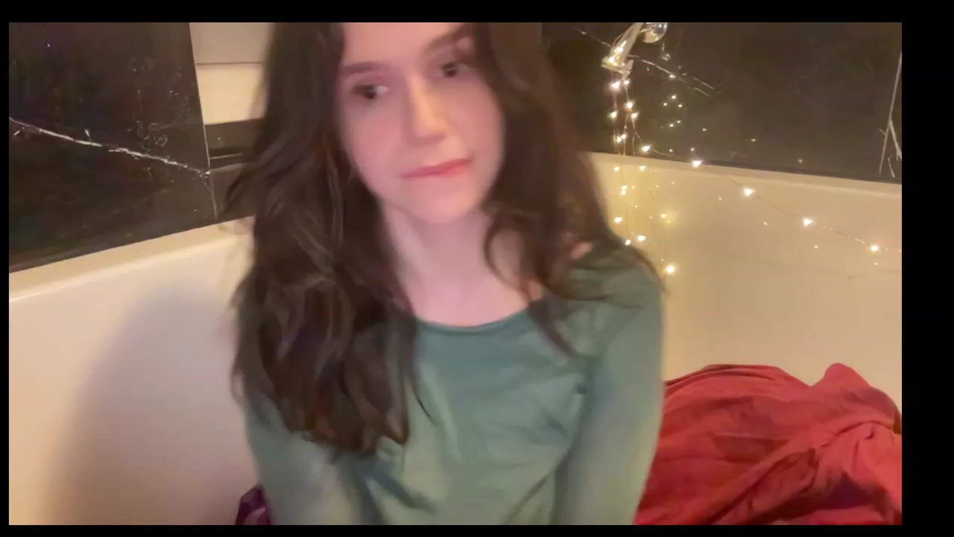 Gallery image thumbnail from JediDropout's myfreecams stream on, 06/19/2023, 03:50 image 8 of 20