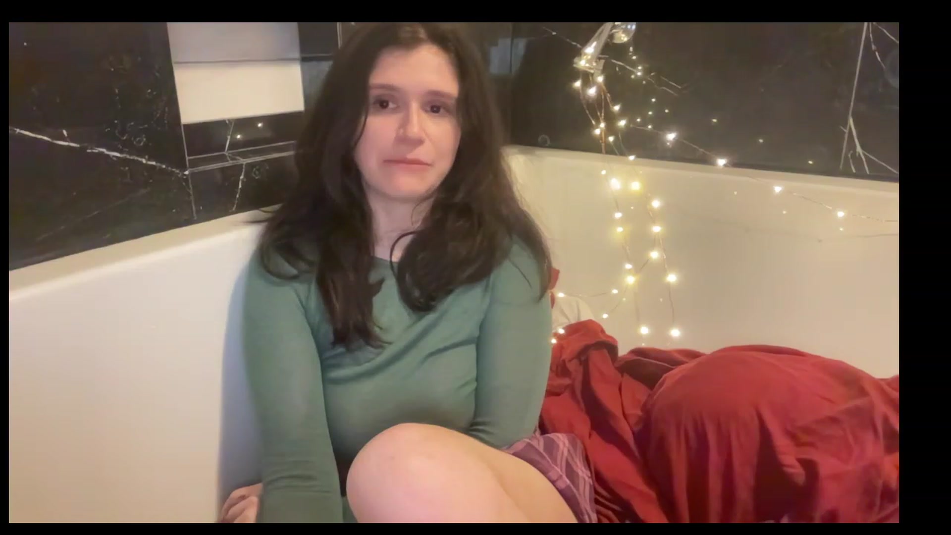 Gallery image thumbnail from JediDropout's myfreecams stream on, 06/19/2023, 05:28 image 19 of 20