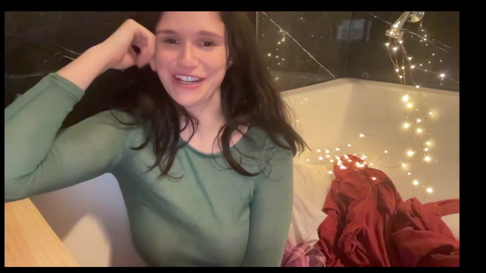 Gallery image thumbnail from JediDropout's myfreecams stream on, 06/19/2023, 05:28 image 8 of 20