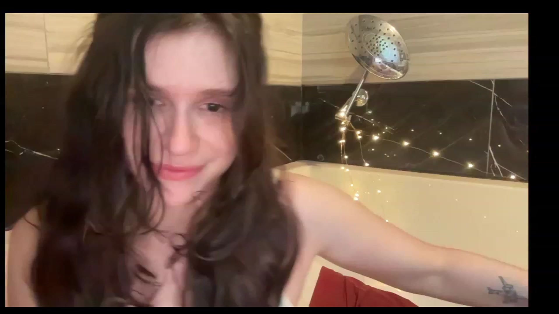 Gallery image thumbnail from JediDropout's myfreecams stream on, 06/20/2023, 10:59 image 11 of 20